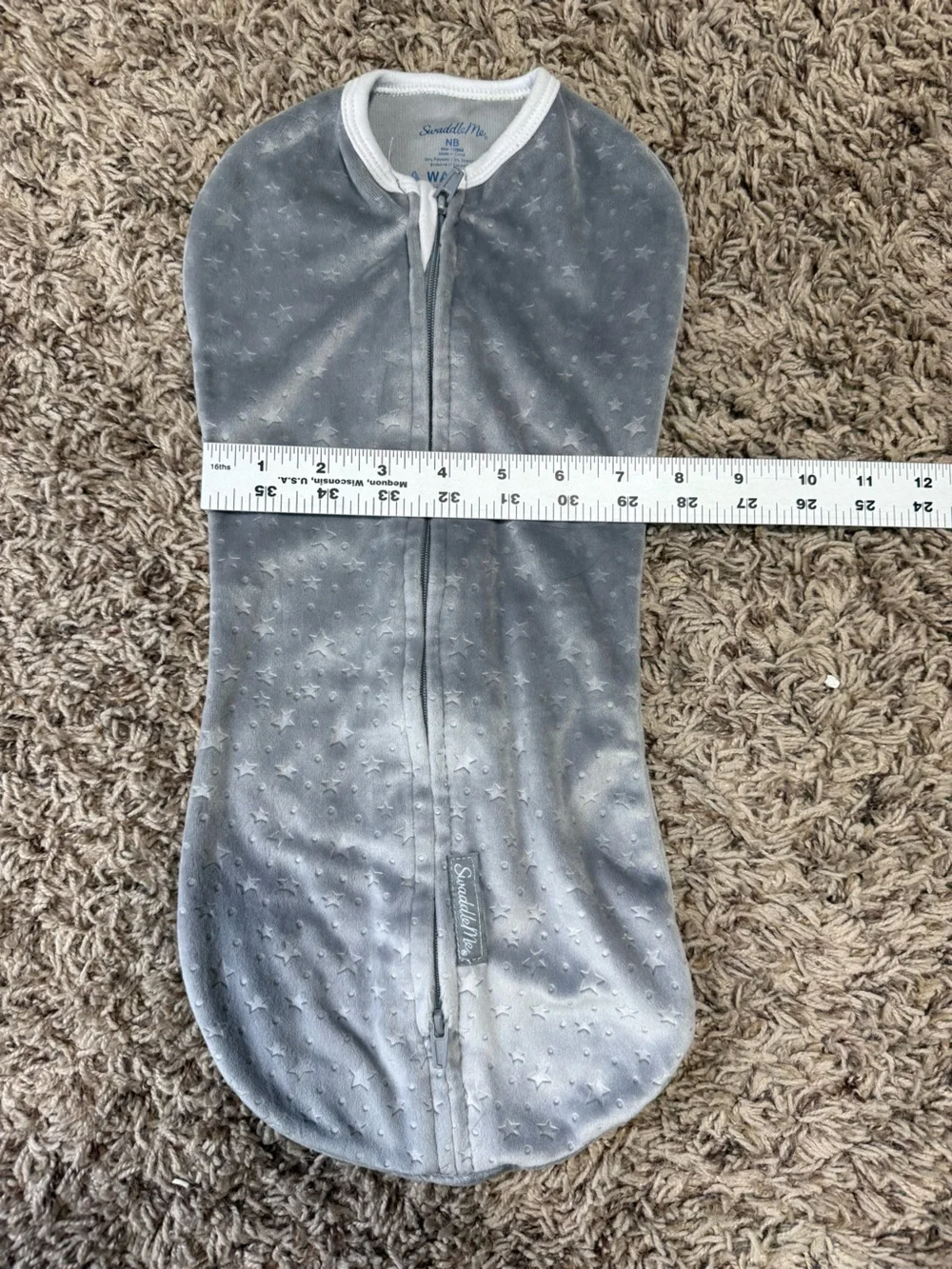 SwaddleMe Gray Star Print Zip Front Swaddle Sack